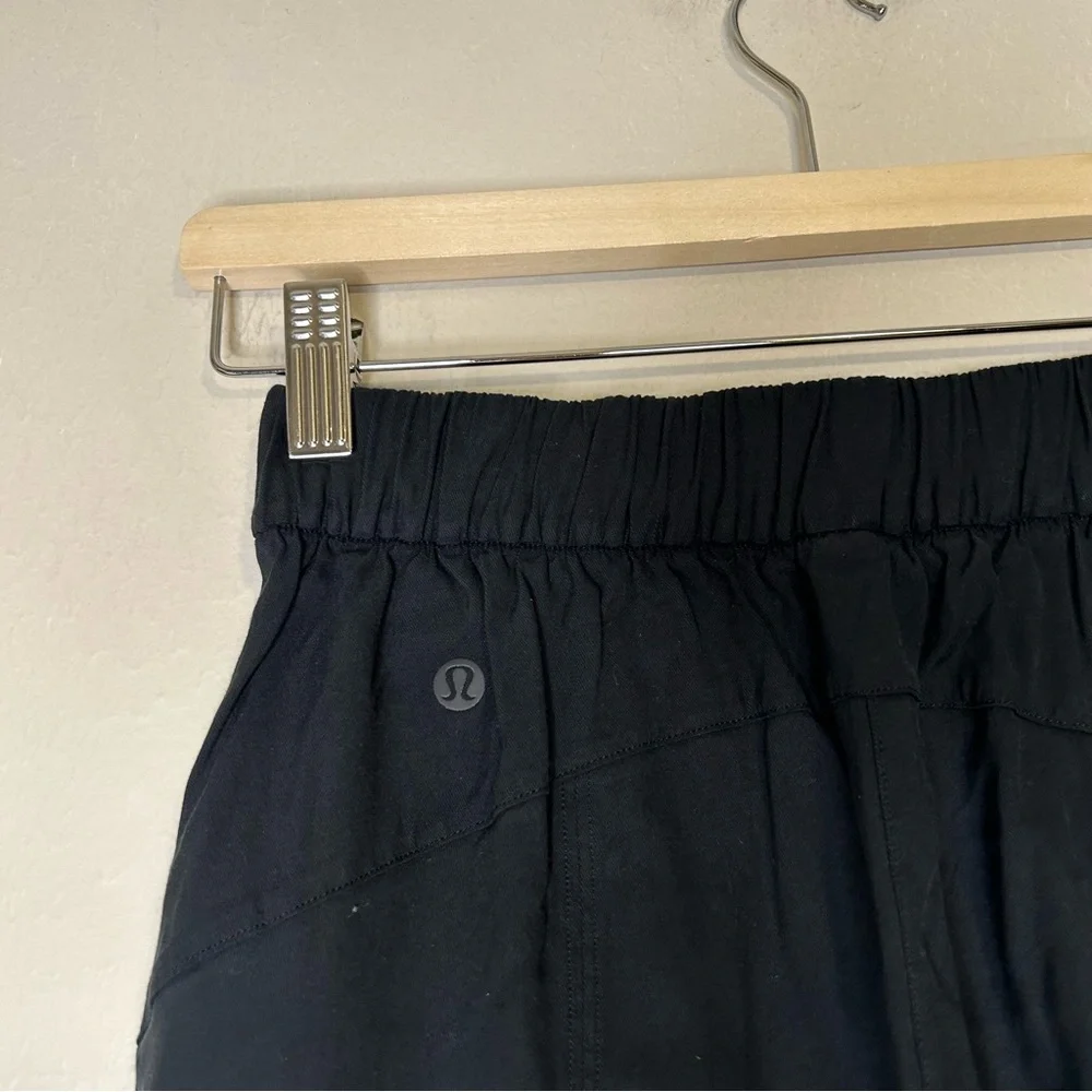 Lululemon‎ Metropolis Maven High Rise Crop Wide Leg Black Size 2